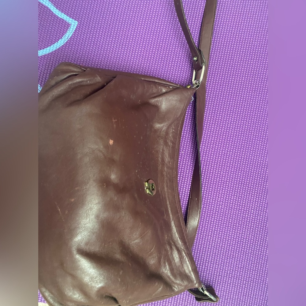 Vintage leather handbag